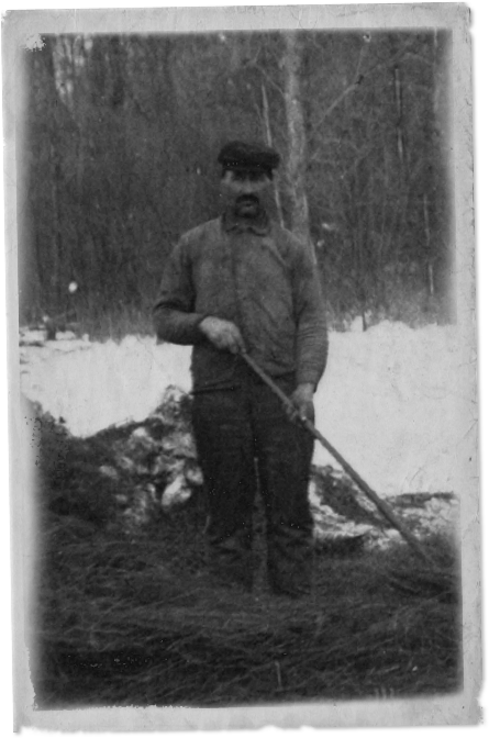 Black and white photo of Chris Link